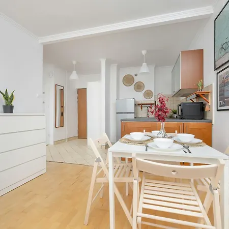 Апартаменты Beautiful & Bright Walowa With Balcony By Renters